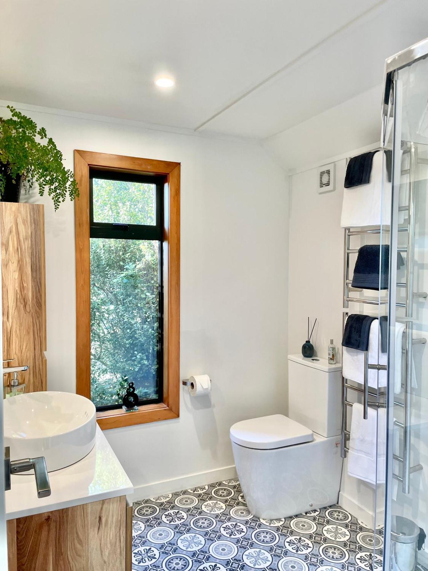 The Cove Cabin - Your Quiet Escape ดะนีดิน ภายนอก รูปภาพ